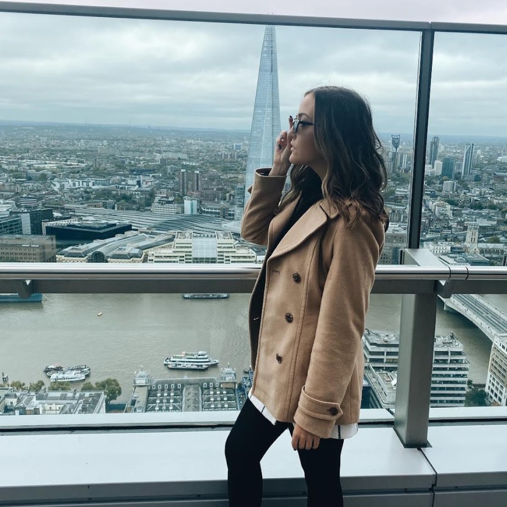 Meet your Posher, Amber